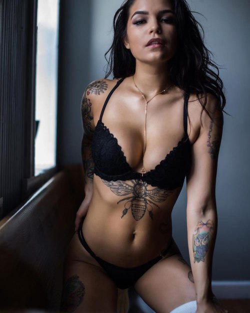tattedbeautues:  Nattybohh Suicide   adult photos