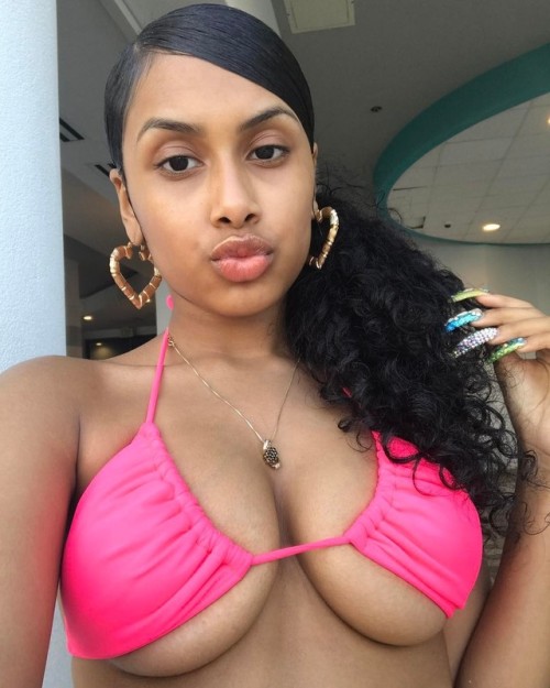 sexyybeauties:  Badnana_