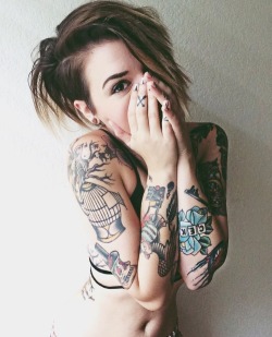 itsall1nk:  More Hot Tattoo Girls athttp://hot-tattoo-girls.blogspot.com