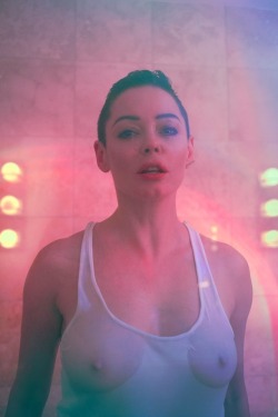 celebrity-pokies:  Rose McGowan