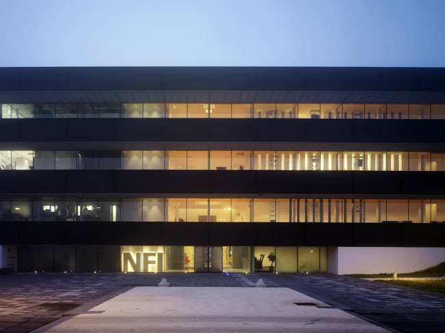 subtilitas:  Claus en Kaan - Netherlands Forensic Institute, Ypenburg 2005. Via,