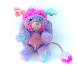 cutevintagetoys: This absolutely precious vintage Pretty Bit Popple Plush is now on sale on my Etsy Store here.   ✰Shipping: Worldwide!✰   ❤Cute Vintage Toy Shop❤   Someone should buy me this! 😭