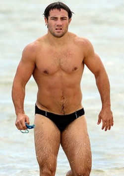 y-fronts-guy:  2sthboiz:  AUSSIE LEAGUE LAYER COOPER CRONK WOOF  Be MY puppy boy!! 