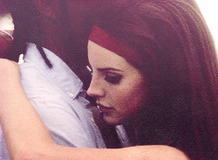 jiminthetardis-blog:  Summer’s in the air, baby, heaven’s in your eyes. 