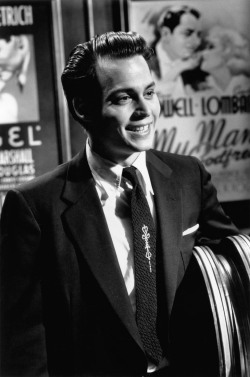 iridescentfilms:  Johnny Depp in Ed Wood