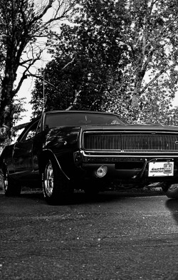 h-o-t-cars:    1968 Dodge Charger R/T  