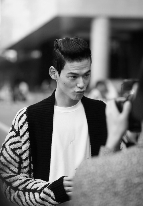 koreansmut:                           Kim Won Joong - Seoul fashion week in B&W ©                         