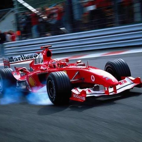 Ferrari F2004, la vettura così veloce da far paura al Cavallino stesso, vincendo 15 gare su 18 e conquistando ben otto doppiette.
#MemasGP #Formula1 #MichaelSchumacher #ScuderiaFerrari
https://www.instagram.com/p/CmozWWJNFth/?igshid=NGJjMDIxMWI=