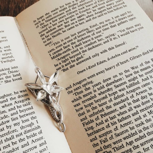 pointyearedelvishprinceling:Tolkien x Autumn vibesby pointyeared