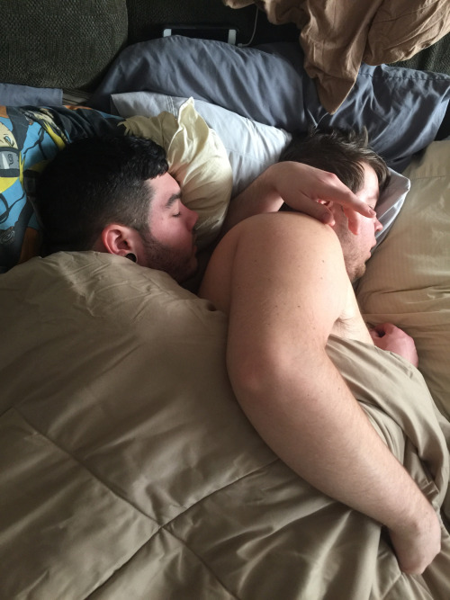 iamtheaardvark:  These homos won’t wake up