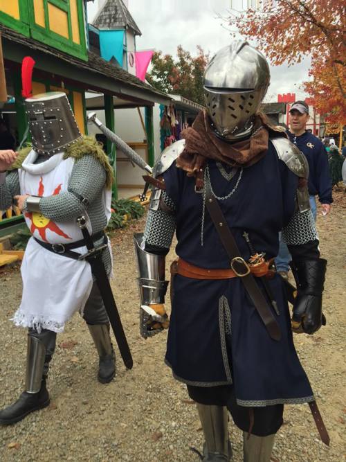 Last weekend of the Ohio Ren Fest! Rockin Choosen Undead & Solaire cosplays and it was a ton of 