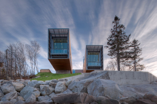 modernizing:  Two Hulls House by MacKay-Lyons Sweetapple Architects