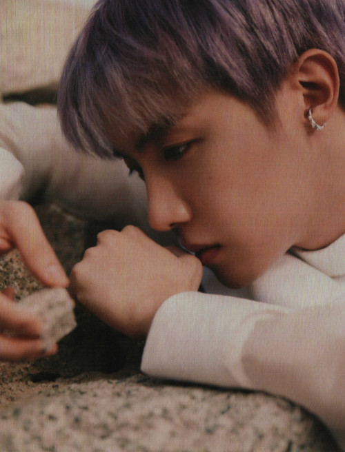 SPECIAL 8 PHOTO-FOLIO - J-HOPE II
