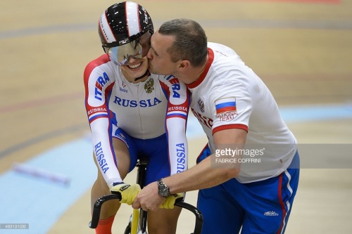 madaboutbike: Настя, вперед! Анастасия Войнова завоевала два золота на чемпионате мира по велоспорту