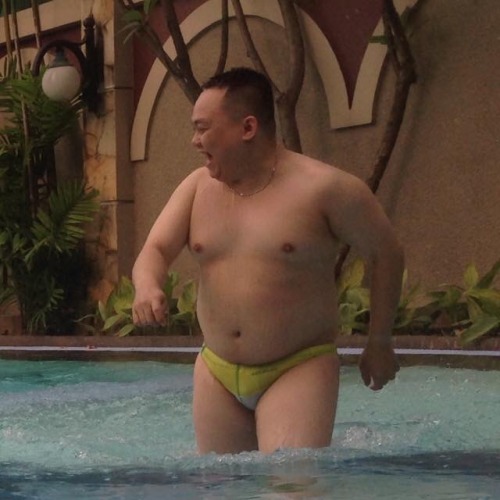 speedochubby:  Thai chub guy
