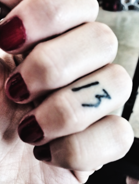 essence-of-vida:  - Ele representa a chave do conjunto fechado (acabado, finalizado).