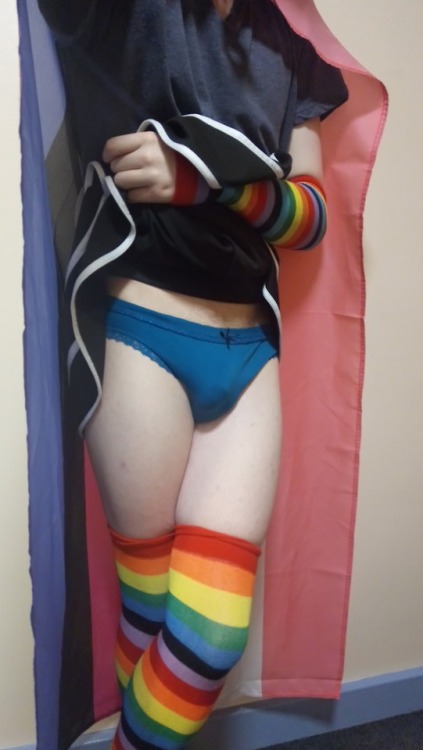 Post-pride lewds? Oh yes.