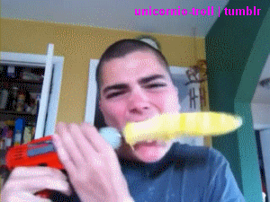 Aprenda a comer milho em 10 segundos: