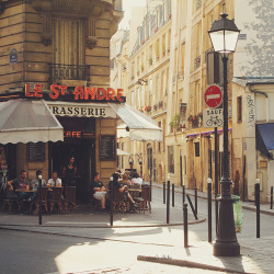 ninasclicks:Sunny Paris corner