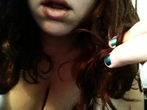 nicegirlwrongplace:  nicegirlwrongplace:  20,000 followers!!! #whoah  aw this was 2 years ago ; ) 