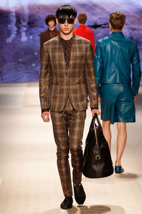 global-fashions:  Etro - Mens S/S 2016 Milan Fashion Week