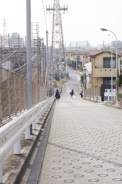 fatalwetdream:  Three boys going down and messing around by urawa on Flickr. 