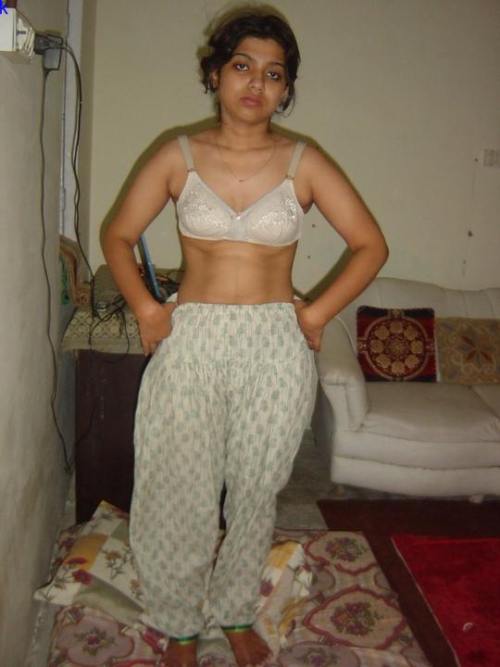 Porn photo crazypicsdude:  Sexy bhabhi #striptease #desimaal