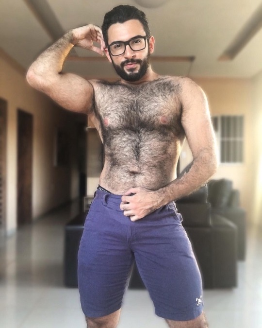 beardburnme2: Josiivangomes instagram   adult photos