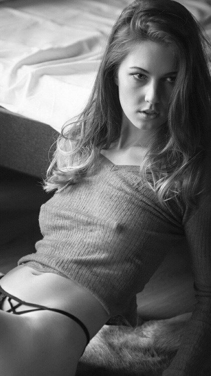 Sexy Pokies, Nipples & NipSlip