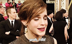 fallforwatsonmoved-blog:  Emma Watson fangirling over Julia Roberts at the 86th Annual