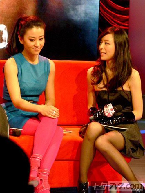 Chinese actresses Miao Pu and Zhang Jingchu