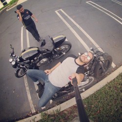xdivla:  Awesome pic taken by @mrmansonff gopro wile I try to locate a ride bake home for my Thruxton and I because of the stupid flat tire… #cx500 #triumph #thruxton #triumphthruxton #gopro #motochopshop #modernclassic #classic #motorcycle #caferacer