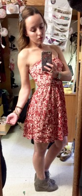 philosokitten:  I decided to wear this dress