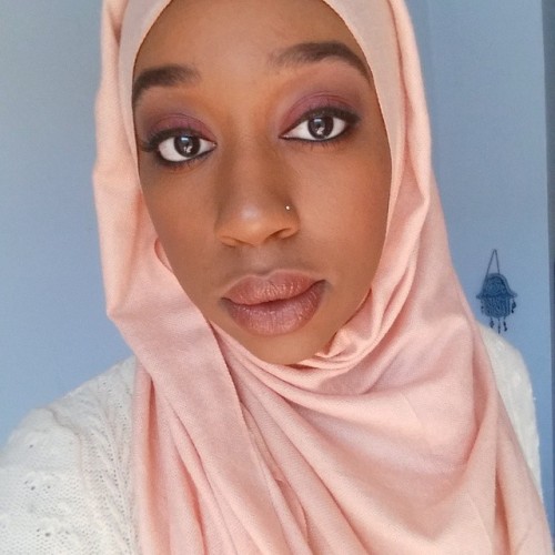 thishijabiblogs:  🌺🌻🌺 #selfie #motd #makeup #muslim #hijab