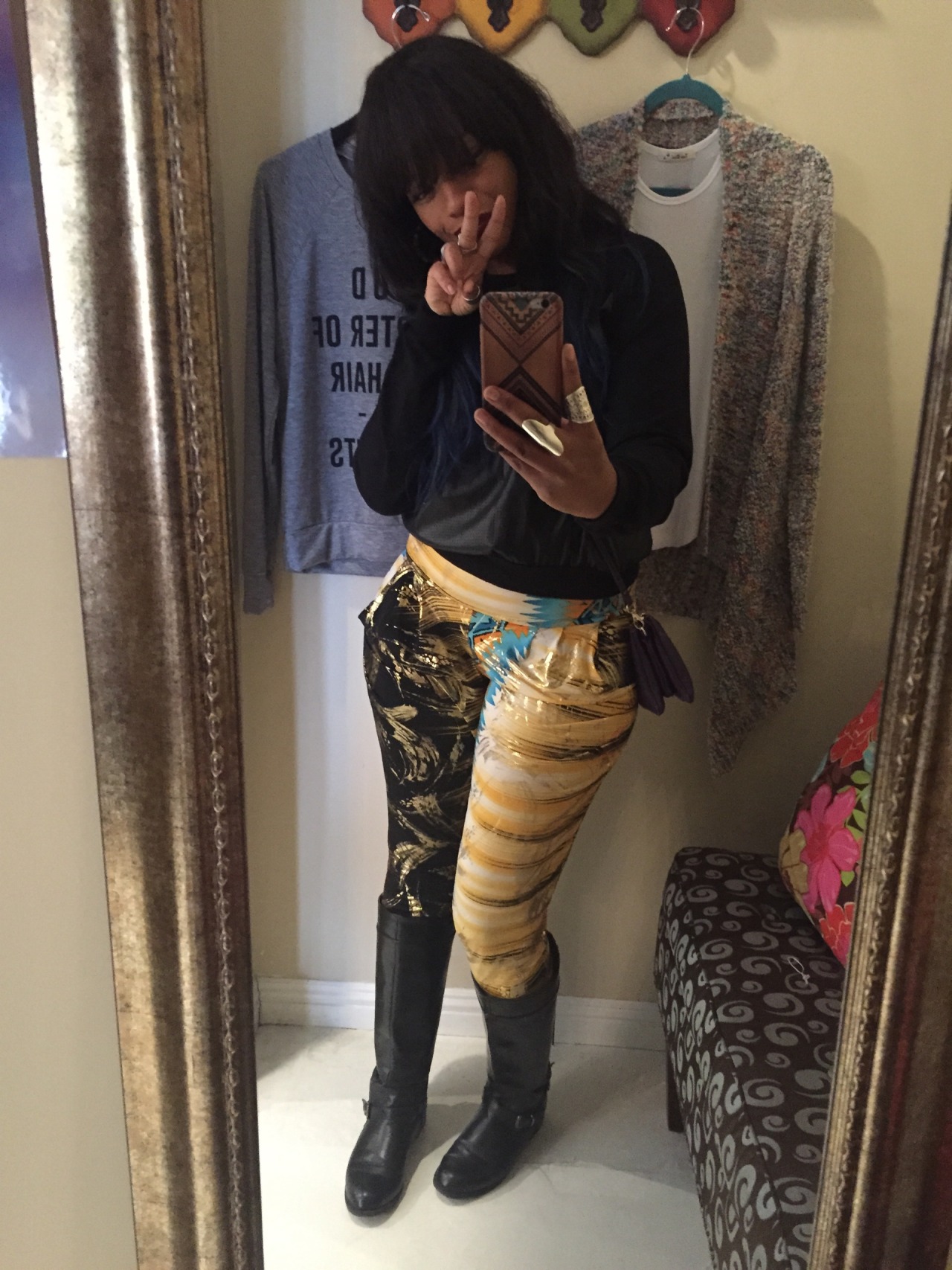 herlovestyle:  Blackout!   Black is the new black!