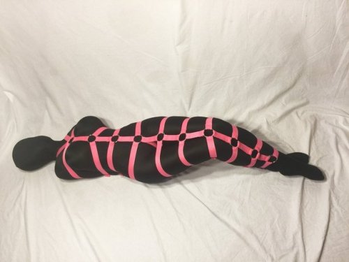 hexthings:Black Zentai bound in Pink – party of the first part