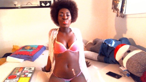 deebott:  deebott:  FINALLY! I have recorded the masturbation vid! I am uploading it soon! Buy my smut! I need a new car~~~~ Its the best one yet tbh!Clips  Check that shit  out
