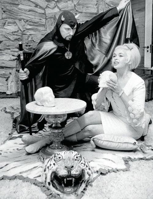 mrjoesguitar: Anton LaVey and Jayne Mansfield, circa 1967  Relationship goals