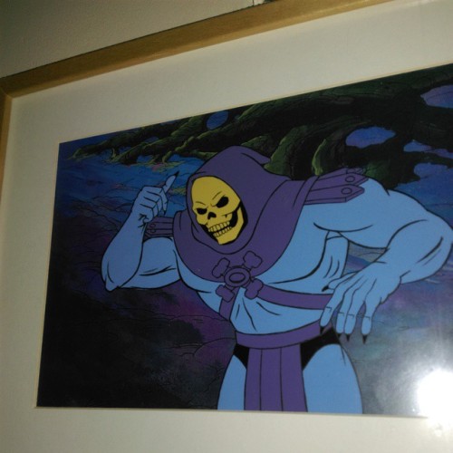 squid-bits:Every morning I wake up to our framed animation cel of Skeletor giving a thumbs-up and I 