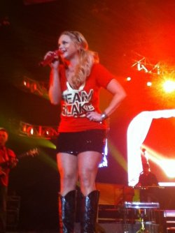 shelbertaddict:  Miranda wearing Blake Shirts