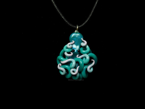 Styled to look a little bit less “flat” than my usual design. Shimmery dark turquoi