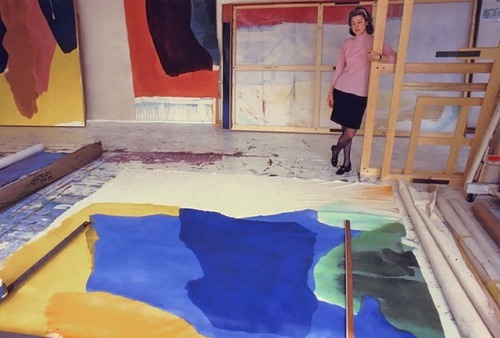 painters-in-color:Helen Frankenthaler in her NYC studio in 1960s, photo by Michael Fredericks