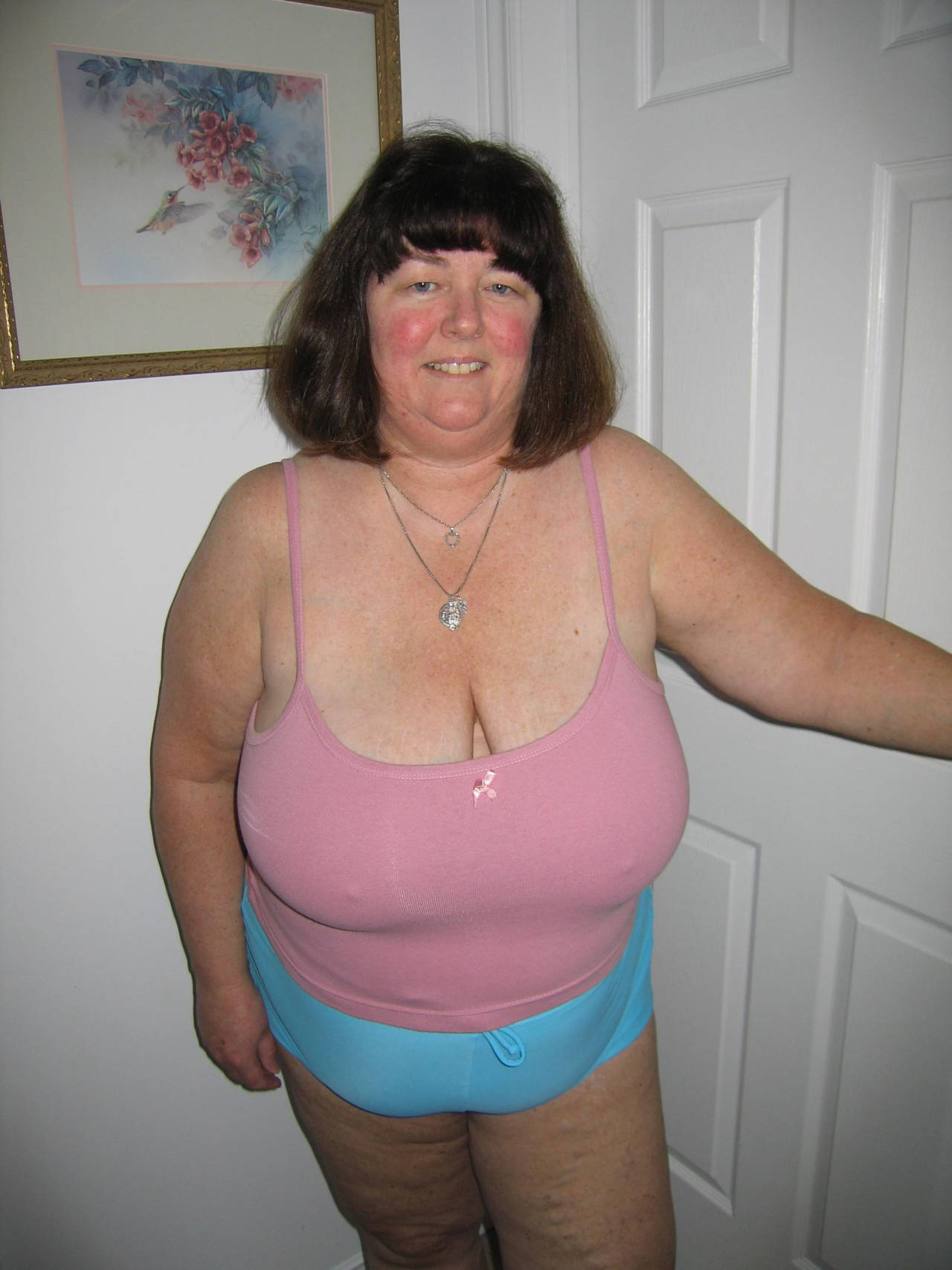 cj747:  http://tradetoday-tradetoday.blogspot.com  You left your headlights on lady