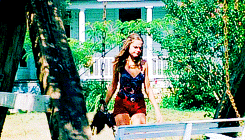 droqo:  The Best Horror Films ↳ The Texas Chainsaw Massacre (1974) 
