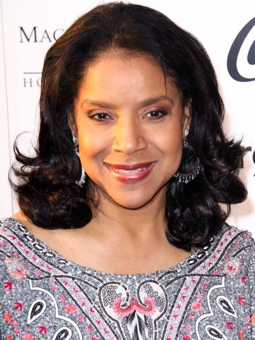 imjustmygodgivenname:  crystalannick:  I’ve always loved Phylicia Rashād. Such a beautiful woman. Then & now. Black don’t crack.  my auntie in my head! 