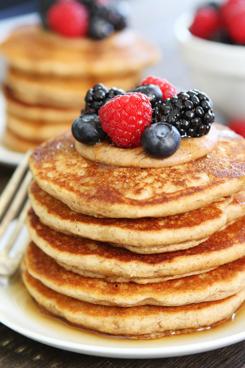 ilovedessert:  Almond Butter Pancakes