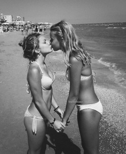 Love Gay Girls