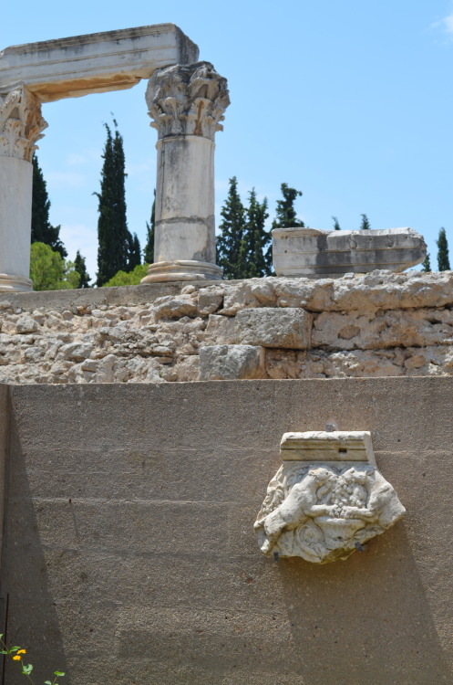 greek-museums: Archaeological Site of Ancient Corinth: Ancient Corinth stands underneath the hill of