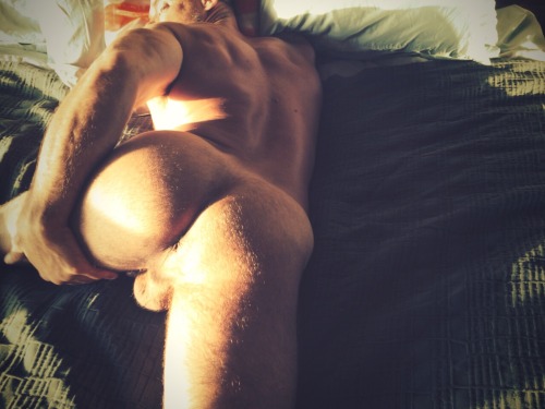 jakedeckard:  #jakedeckard  That ass