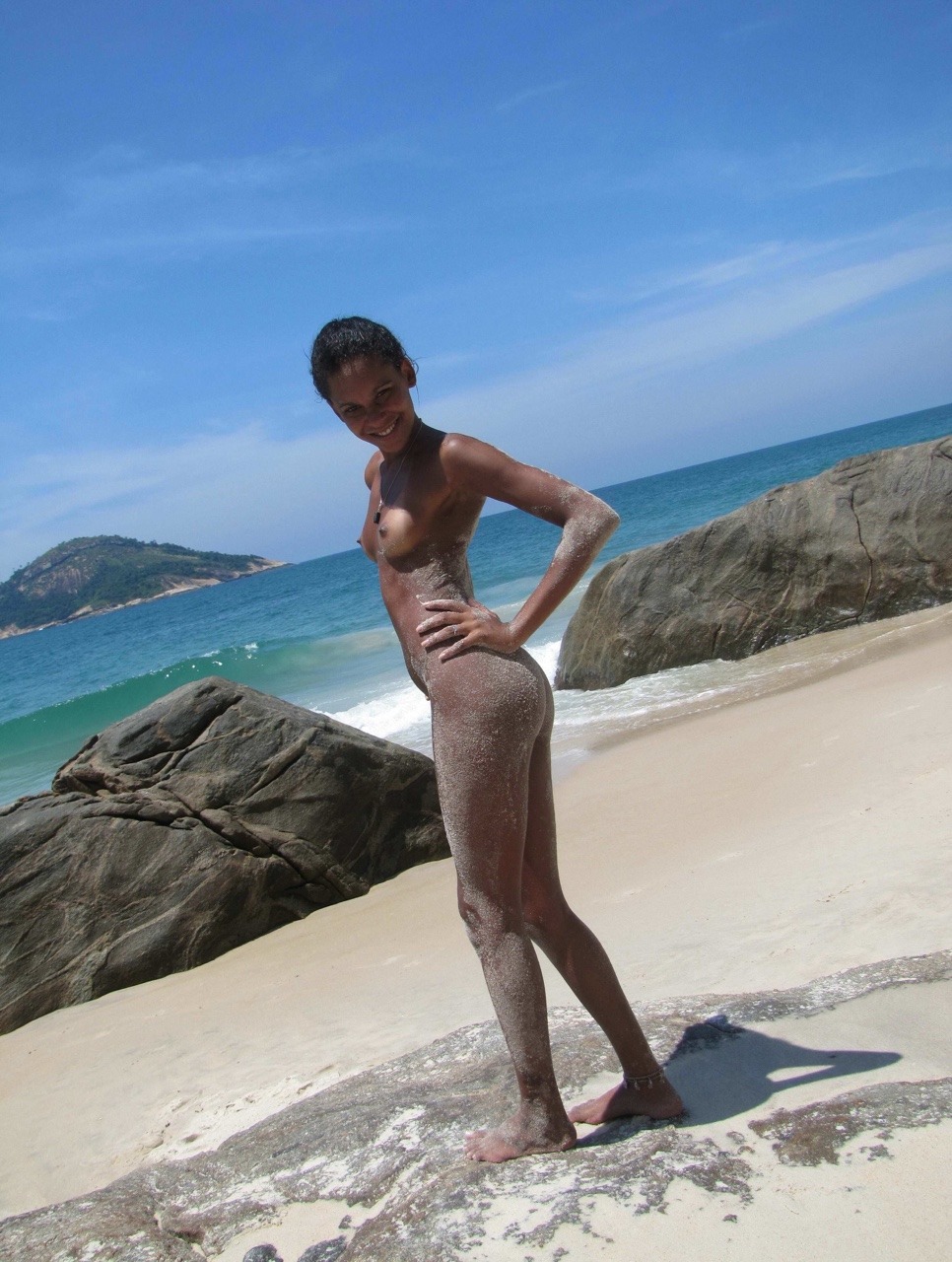 colorsofanudist:  Learn in the buff! Go Nude
